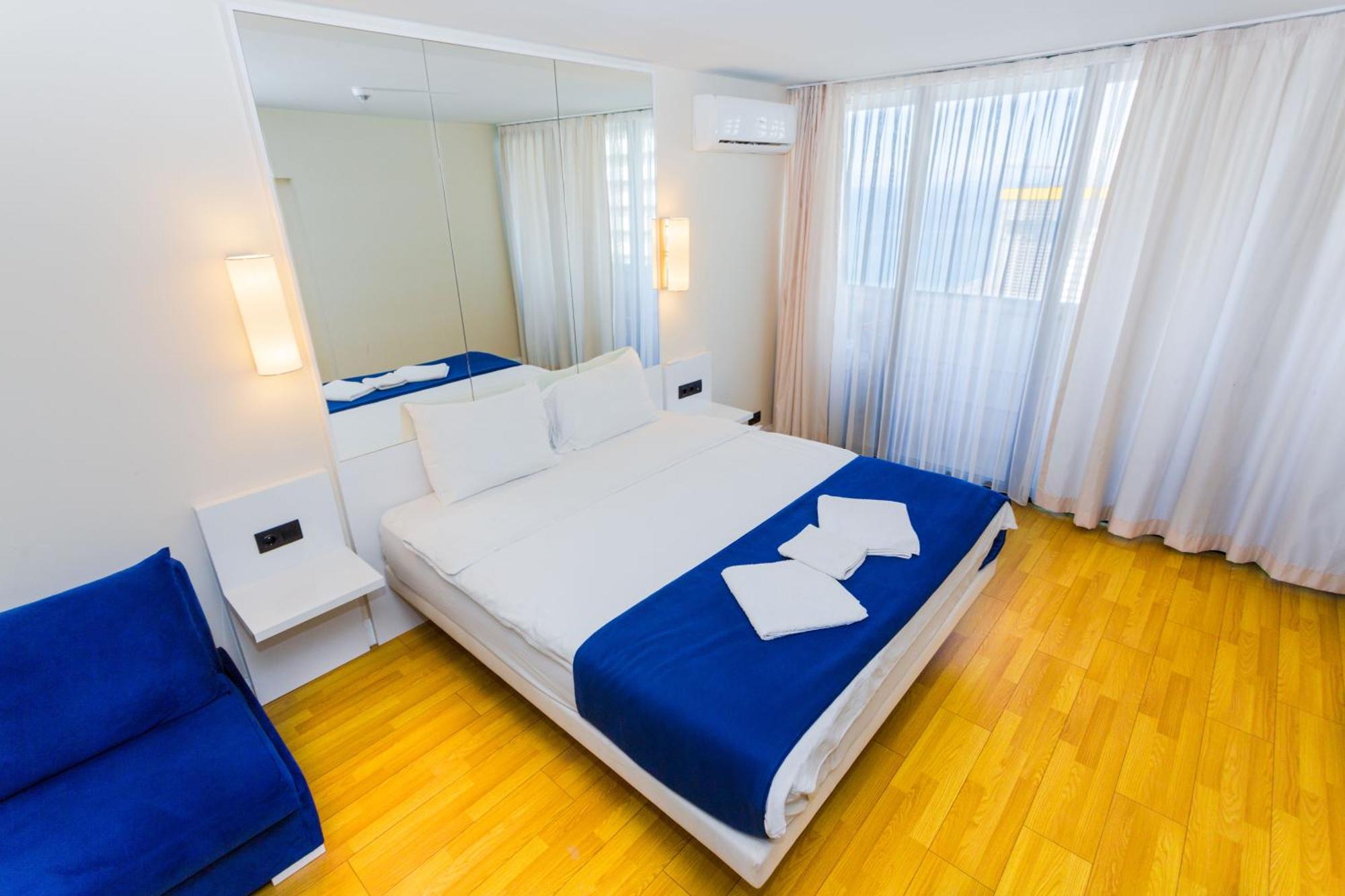 Best Location Apartments In Batumi Ngoại thất bức ảnh