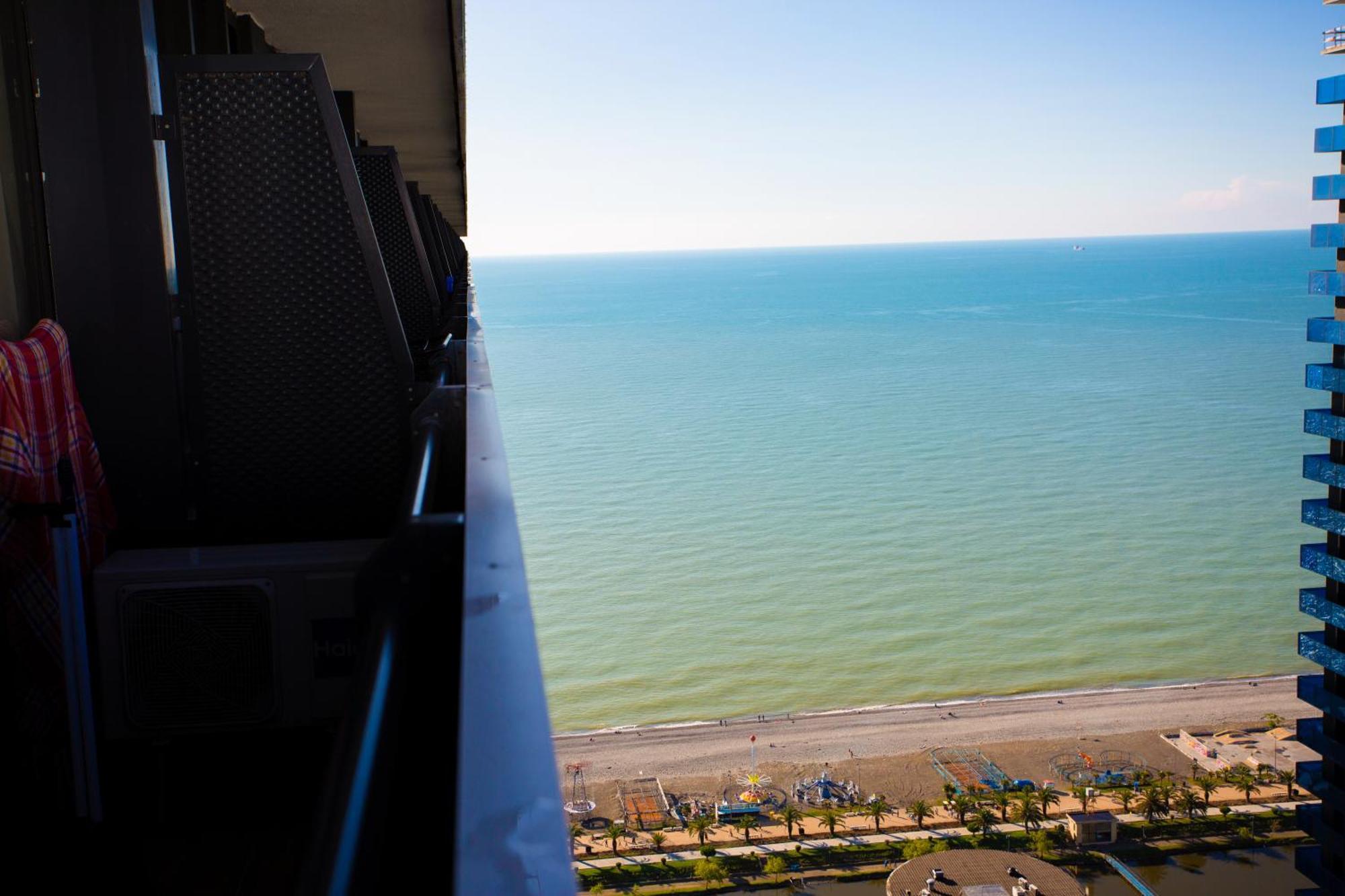 Best Location Apartments In Batumi Ngoại thất bức ảnh